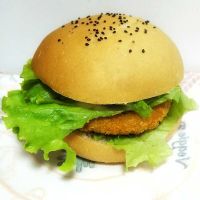veg burger at Zhui Xiang in Rizhao