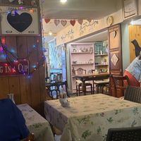 Decor 2  at The Cracked Teapot in New Ross