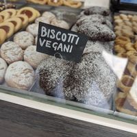 vegan biscotti at Pasticceria Toletta in Venice