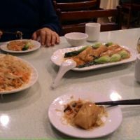generous rice noodles and staffed tofu at DàFāng SùShí Guǎn in Xiamen