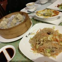 Dumplings and fried noodles at Samadhi Art & Cafe in Xiamen