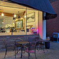 exterior at Cedar Street Bagel Company in Camas