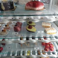 Avocado vegan ice cream 😋 at Gelatopia in Porto