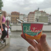 Estava tão bom que só me lembrei de tirar a foto com o copo já vazio ❤️😄 at Gelatopia in Porto