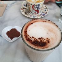 Hot choc and cappuccino at HART in Antwerpen