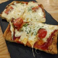 Deep-fried tofu pizza at Beer Komachi in Kyoto