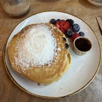 Vegan Blueberry Pancakes with coconut and berries   at Meneer Nilsson in Zierikzee