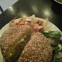 Zeewierburger at Meneer Nilsson in Zierikzee