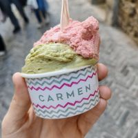 Pistachio and strawberry at Carmen Gelato in Bergamo