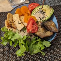 Vegan Buddah bowl at Le Chat Chapeaute in Foix