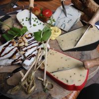 THE VEGAN CHEESE REALLY OMG at New Vegas in Haarlem