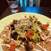 De Vegan carpazzio was zo op, te lekker!  at New Vegas in Haarlem