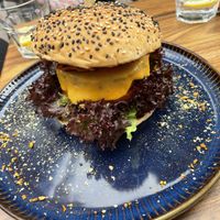 Cheezburger  at New Vegas in Haarlem