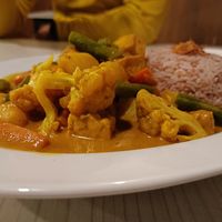 Tempe and tofu curry at Dong Paloh in Banjar