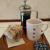 Coffee and sandwich at Monsoon Donuts in Maebashi