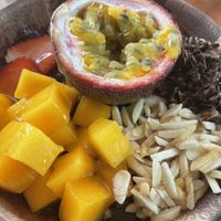 I loved the Fresh Passion Fruit.! 🙏🏻☺️ #Veganuary at Hosay Bowl in Phuket