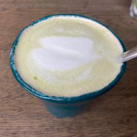 Matcha latte met kokosmelk  at Blend in Haarlem