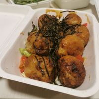 Takoyaki at Tsumugu Cafe in Tokyo