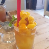 Mango camille at Tsumugu Cafe in Tokyo