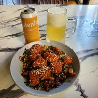 Orange chicken bowl with gluten-free Blonde Ale at Vegan Avenue in San Antonio