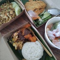 Takeout at Maharani Vegetarian Tohpati in Denpasar
