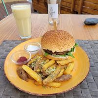 Food was lovely 😍 at Mundo Vegan - Vegan World in Funchal