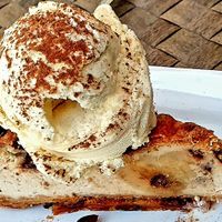 Cashew-Cheesecake with Vanilla-Ice at Mundo Vegan - Vegan World in Funchal