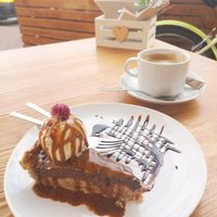 Sneakers dessert at Mundo Vegan - Vegan World in Funchal