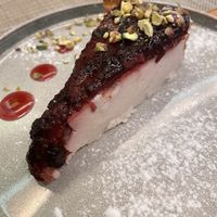 Cake of the day - raw cheesecakee  at Mundo Vegan - Vegan World in Funchal