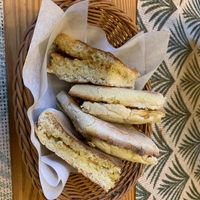 Garlic bread at Mundo Vegan - Vegan World in Funchal