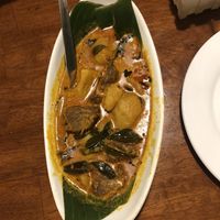 „Beef“ and potato in a curry sauce (for non Asian people REALY SPICY!)  at Leaf Vegetarian in Kuantan