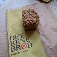 Squashkage at Det Rene Brød - Aksel Møllers Have in Frederiksberg