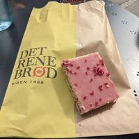 Raspberry tart at Det Rene Brød - Rosenvængets Allé in Copenhagen