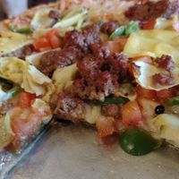 The Mayor vegan pizza (without mushrooms & jalapenos) at Lopiez in Davenport