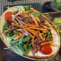 Beilagensalat zum Burger   at Peter Pane - Leuchtturm in Rostock