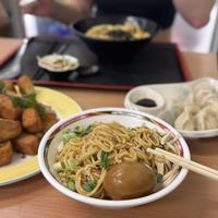 Vegetarian dry noodles  at Zhèng Jì Shí Wéi Tiān - 鄭記食為天 in Donghe
