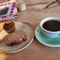 Bananabread, muffin, americano at Back to Black - Weteringstraat in Amsterdam