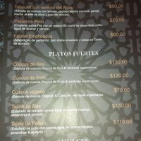 Muchas opciones veganas at Dar Yemma in Puebla