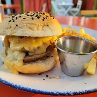 Hamburguesa Borracha at Vegamo Deli in Mexico City