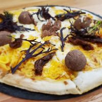 Three cheese pizza at Vegamo Deli in Mexico City