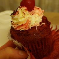 The Red Velvet Cupcake was amazing!!!! at Vegamo Deli in Mexico City