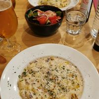 Vegan gorgonzola gnocchi & mushroom pasta with simple salad in the middle. Very good but too salty:( at Sora Lella Roman Vegan Restaurant in Edinburgh