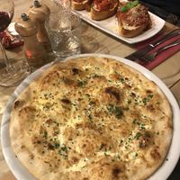 Bruschetta trio and garlic focaccia at Sora Lella Roman Vegan Restaurant in Edinburgh