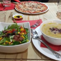 Soup and side salad (with hidden ricotta!), also a mushroom pizza at Sora Lella Roman Vegan Restaurant in Edinburgh