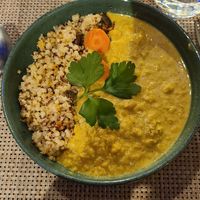 Dahl de lentilles corail, pois chiche et quinoa at La Chèvre et Le Chou in Sarlat-la-caneda