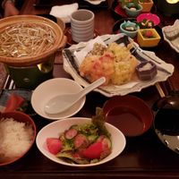 Great vegetarian Japanese meal 😊
The 3 starter dishes, which are 2 small to see, @ top of pic, are of fresh local veggie, seaweed with lemon, and peanut tofu👍Amazing tempura  at Kappou Yamabuki in Nago