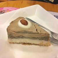 Cake at Falafel Brothers - Shibuya in Tokyo