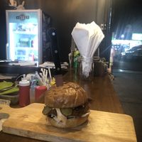 Hot chick   at Bootlegger in Phuket