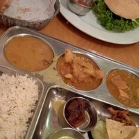Thali and Greek burger at Juicy Jones - Hospital in Barcelona