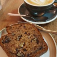 Banana bread and latte at Blackbird in Valencia